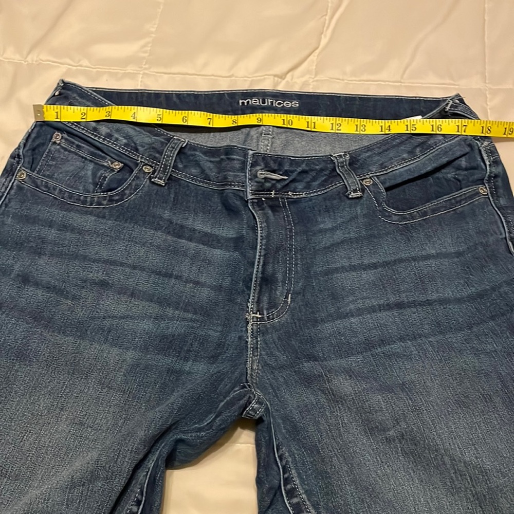 Maurice’s jeans 16W short